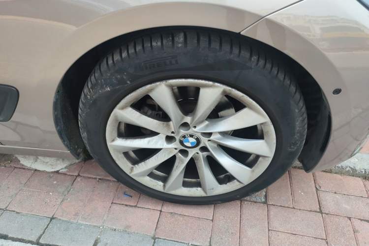 Used BMW 3 Series GT 2019 320i Sport Edition Right Front Wheel Hub