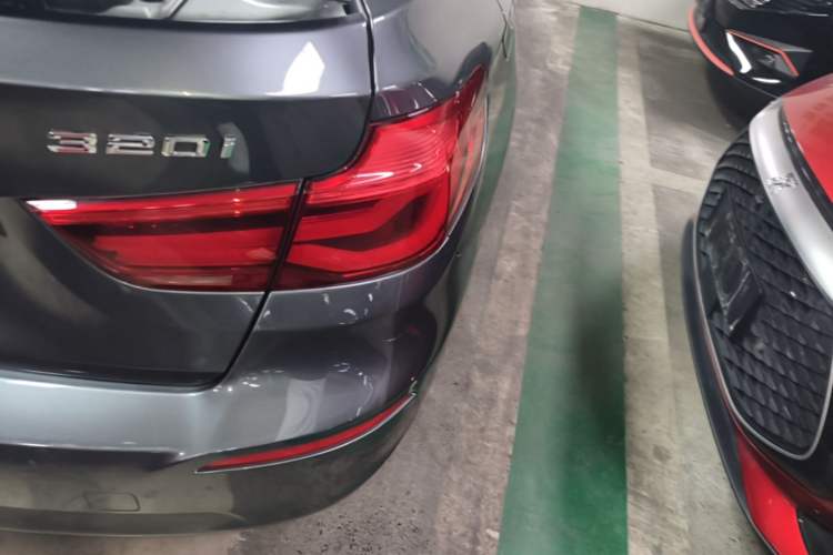 Used BMW 3 Series GT 2019 320i Sport Edition Right Rear Taillight