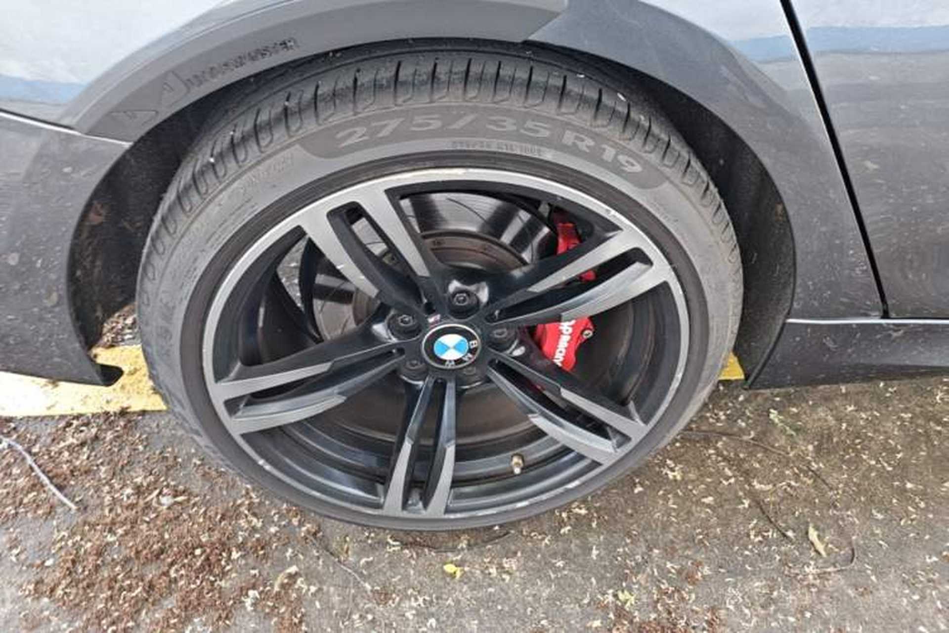 Used BMW 3 Series GT 2019 320i M Sport Right Rear Wheel Hub