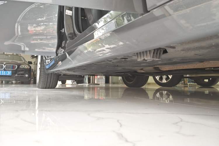 Used BMW 3 Series GT 2019 320i Sport Edition Right Side Sill