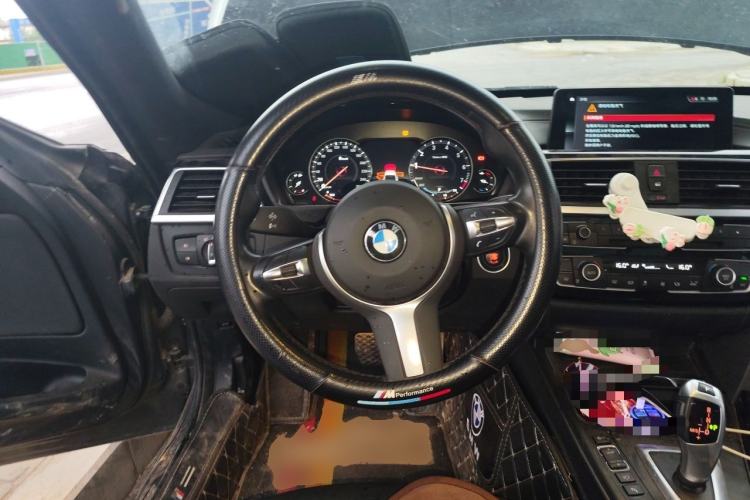 Used BMW 3 Series GT 2019 320i M Sport Package Steering Wheel