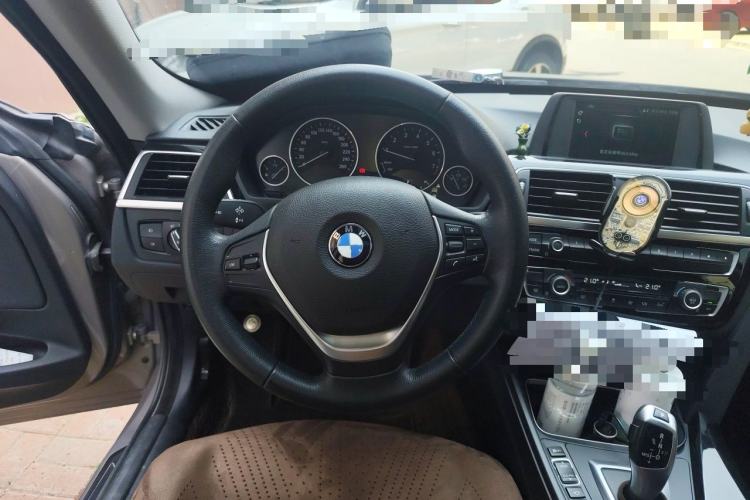 Used BMW 3 Series GT 2019 320i Sport Edition Steering Wheel