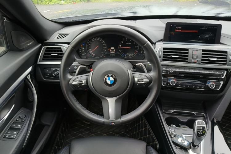 Used BMW 3 Series GT 2019 320i M Sport Night Edition Steering Wheel