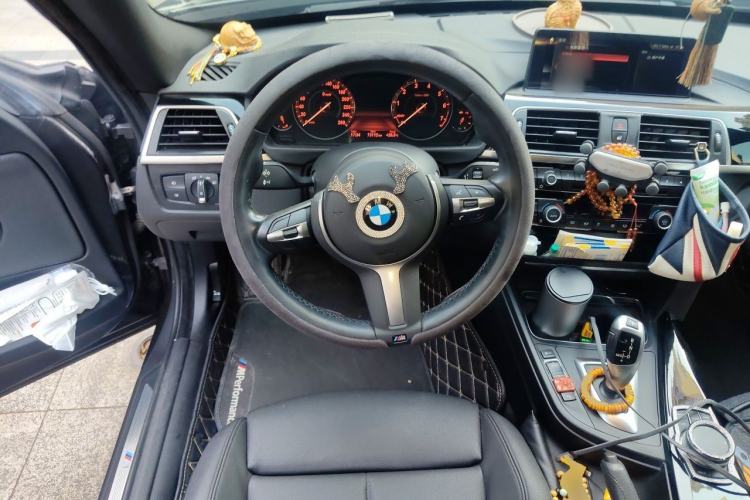 Used BMW 3 Series GT 2019 320i M Sport Package Steering Wheel