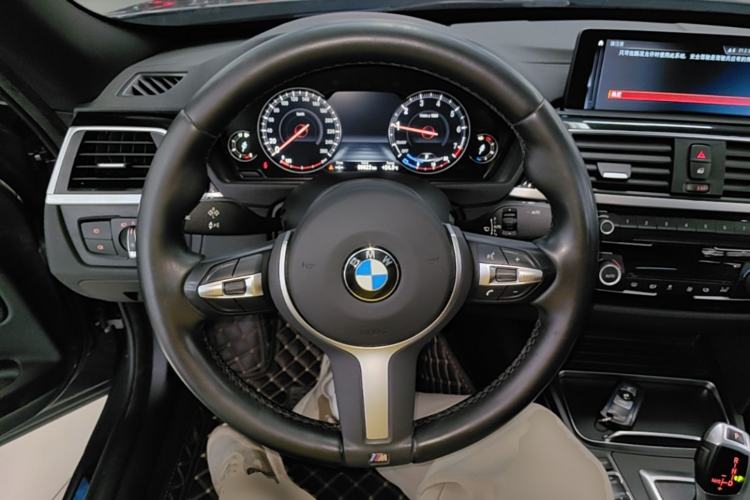 Used BMW 3 Series GT 2019 320i M Sport Package Steering Wheel