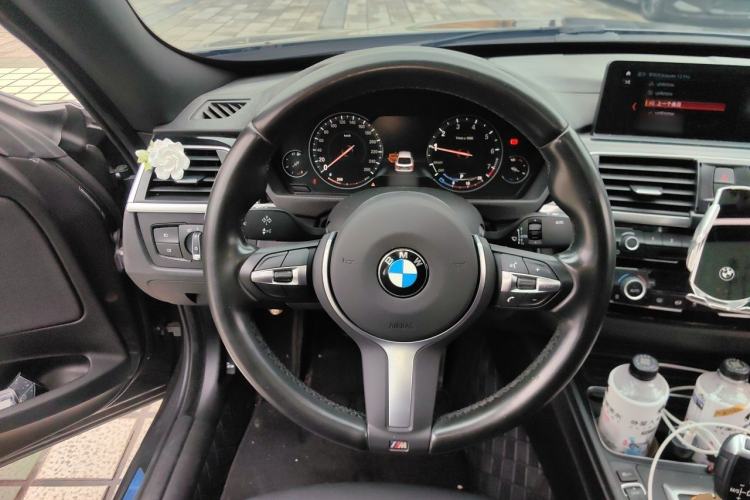 Used BMW 3 Series GT 2019 320i M Sport Package Steering Wheel