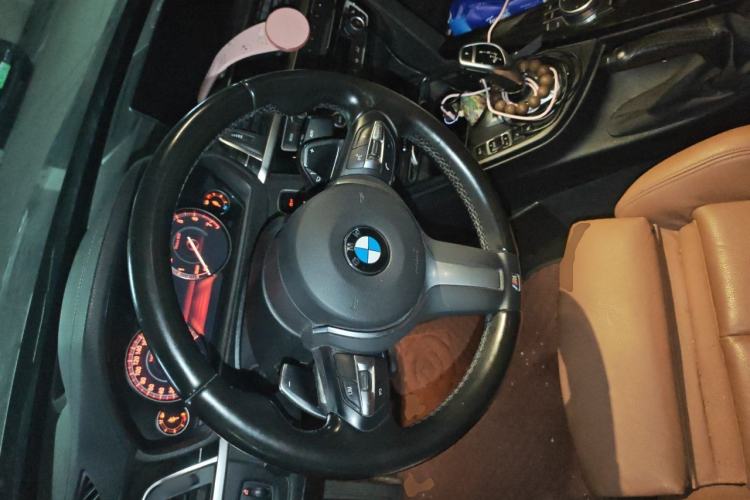 Used BMW 3 Series GT 2019 330i xDrive M Sport Night Edition Steering Wheel