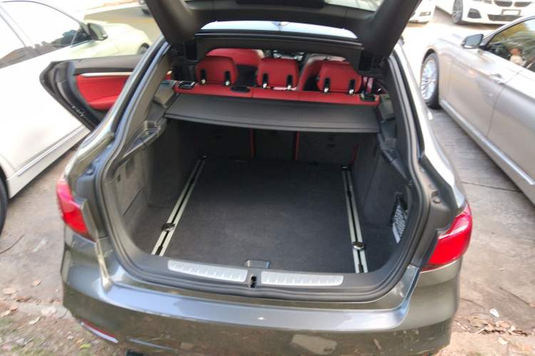 Used BMW 3 Series GT 2019 330i xDrive M Sport Night Edition Trunk