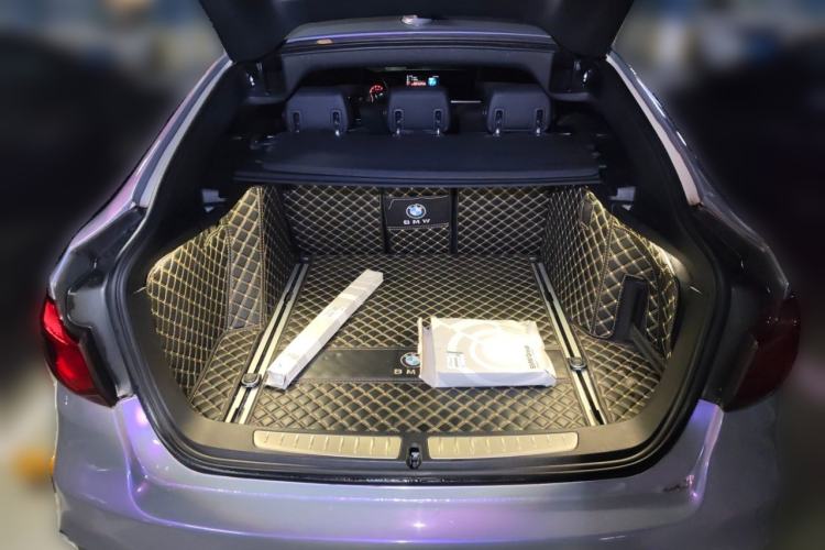 Used BMW 3 Series GT 2019 320i M Sport Package Trunk
