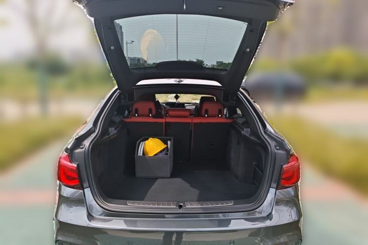 Used BMW 3 Series GT 2019 330i xDrive M Sport Night Edition Trunk
