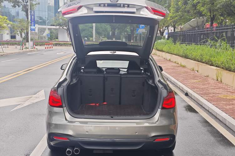 Used BMW 3 Series GT 2019 320i M Sport Package Trunk