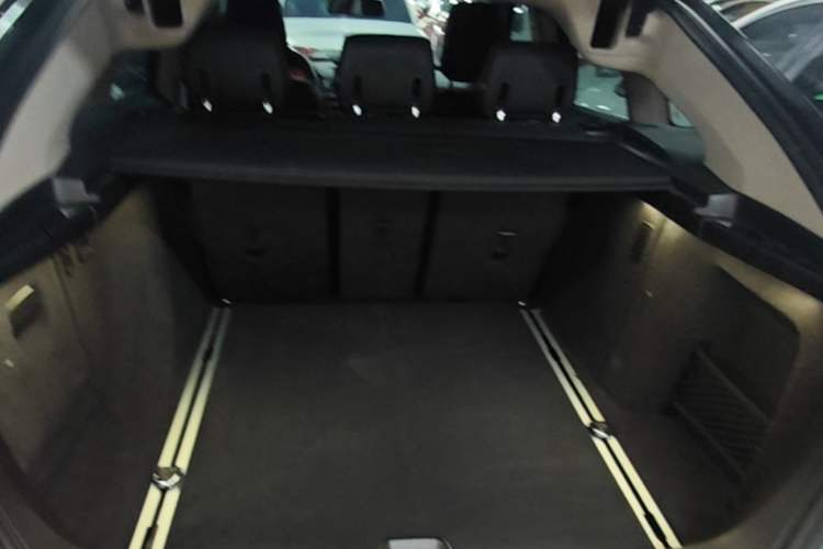 Used BMW 3 Series GT 2019 320i Sport Edition Trunk