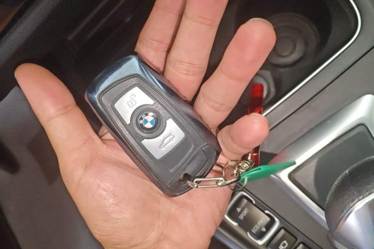 Used BMW 3 Series GT 2019 320i Sport Edition Vehicle Key