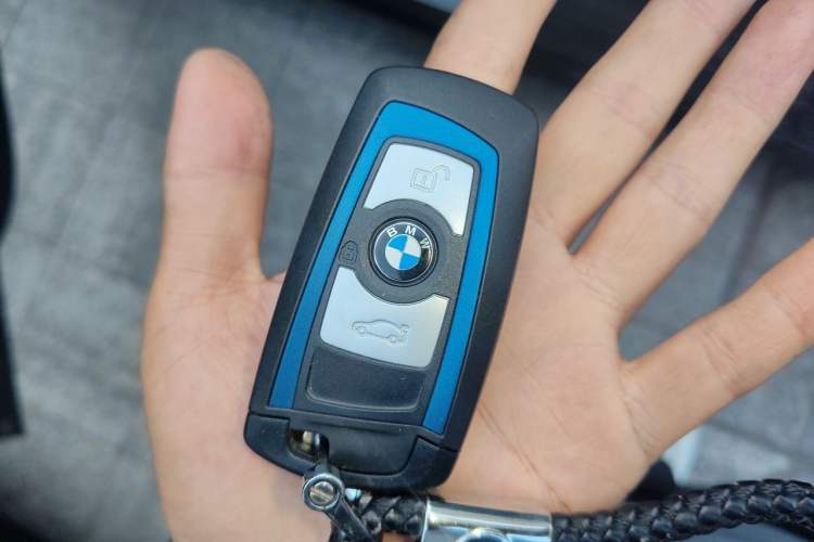 Used BMW 3 Series GT 2019 320i M Sport Package Vehicle Key