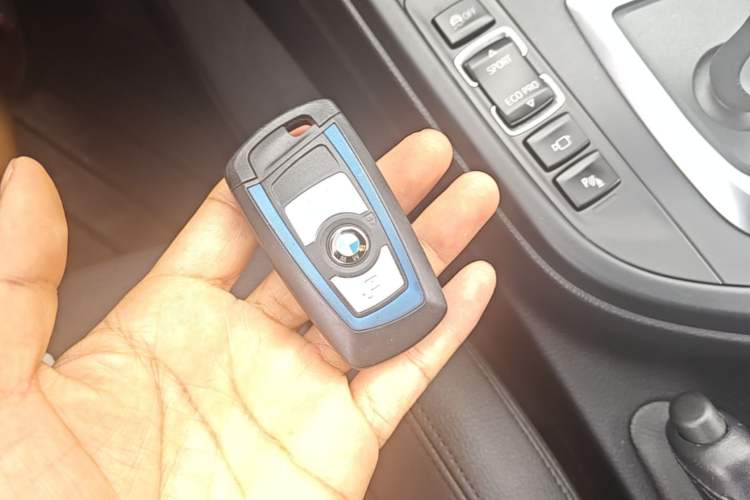Used BMW 3 Series GT 2019 320i M Sport Package Vehicle Key