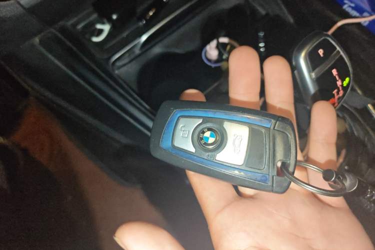 Used BMW 3 Series GT 2019 330i xDrive M Sport Night Edition Vehicle Key