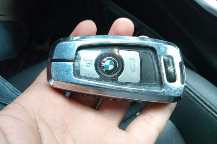Used BMW 3 Series GT 2019 320i Sport Edition Vehicle Key