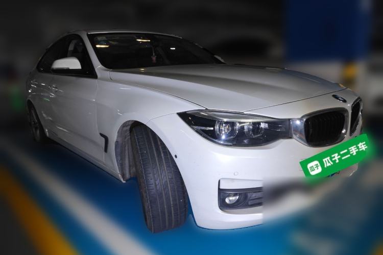 Used BMW 3 Series GT 2019 320i Sport Edition Front Right 45 Deg
