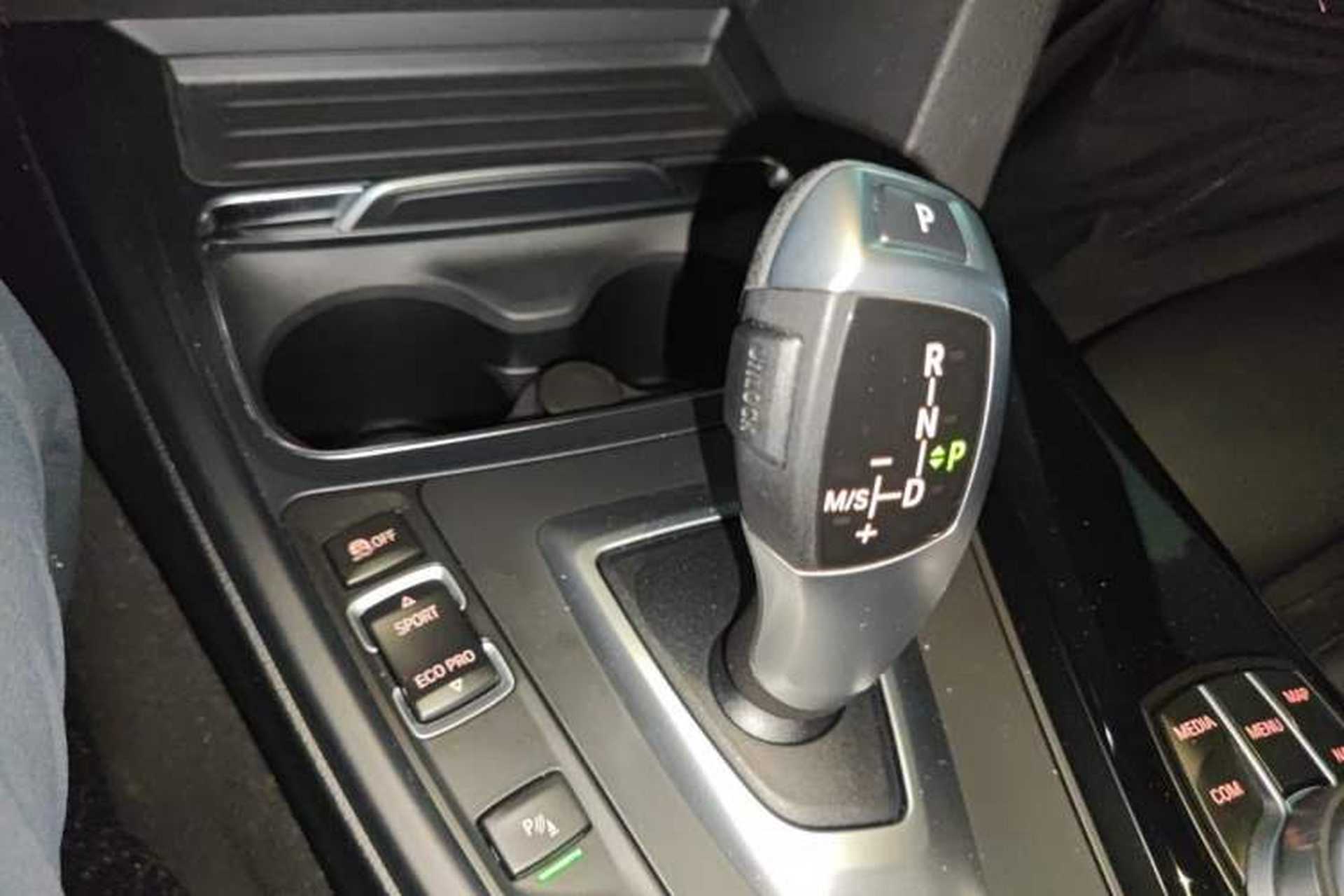 Used BMW 3 Series GT 2019 320i M Sport Package Gear Lever