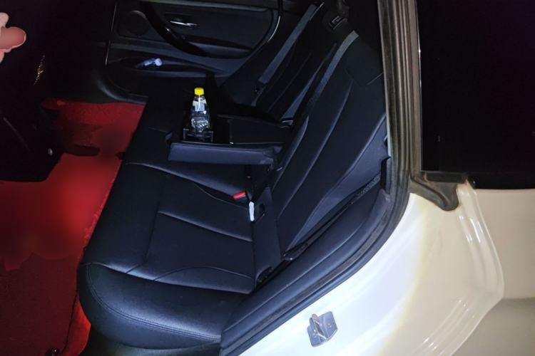 Used BMW 3 Series GT 2019 320i Sport Edition Left Rear Seat