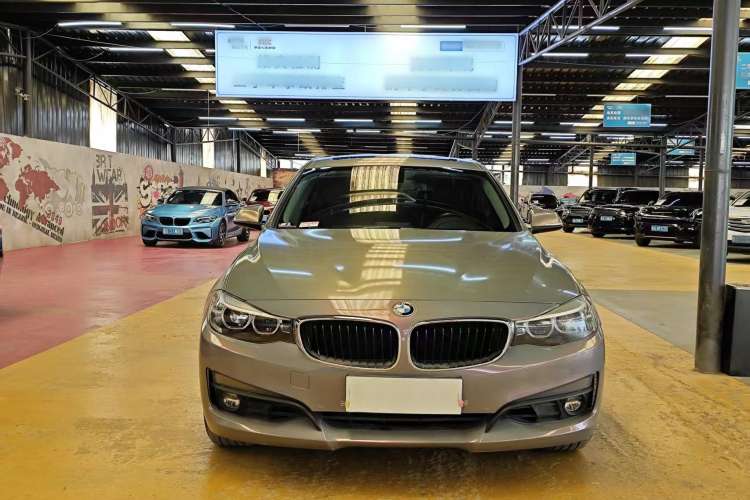 Used BMW 3 Series GT 2019 320i Sport Edition Exterior 1
