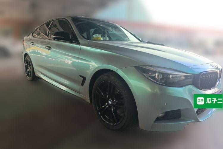 Used BMW 3 Series GT 2019 320i Sport Edition Front Right 45 Deg