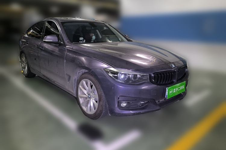 Used BMW 3 Series GT 2019 320i Sport Edition Front Right 45 Deg