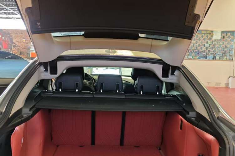 Used BMW 3 Series GT 2019 320i Sport Edition Interior 6