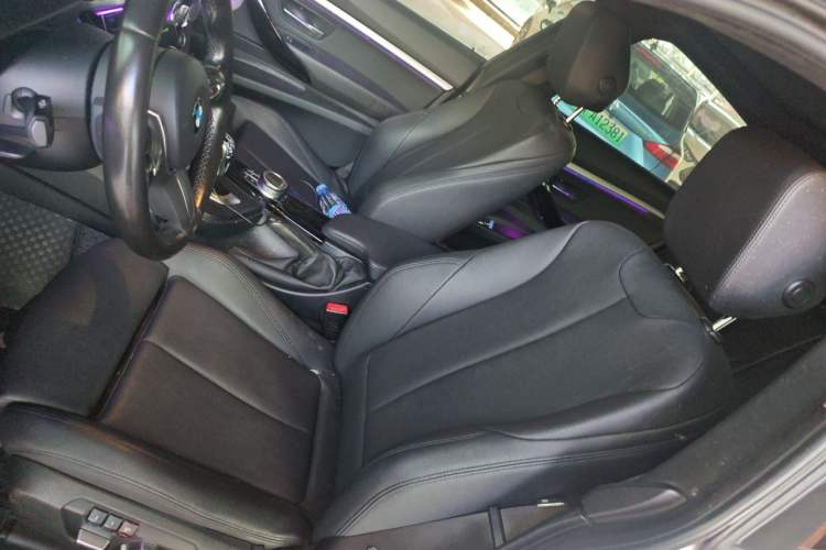 Used BMW 3 Series GT 2019 320i Sport Edition Left Front Seat