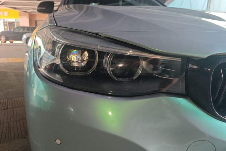 Used BMW 3 Series GT 2019 320i Sport Edition Right Front Headlight