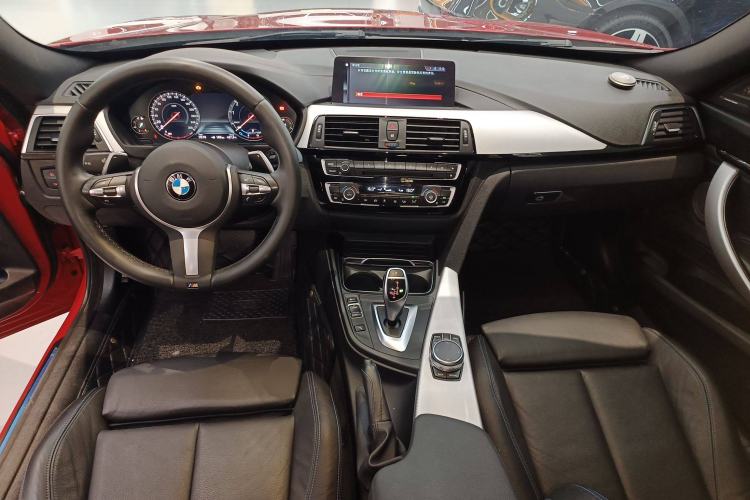 Used BMW 3 Series GT 2019 320i M Sport Center Console