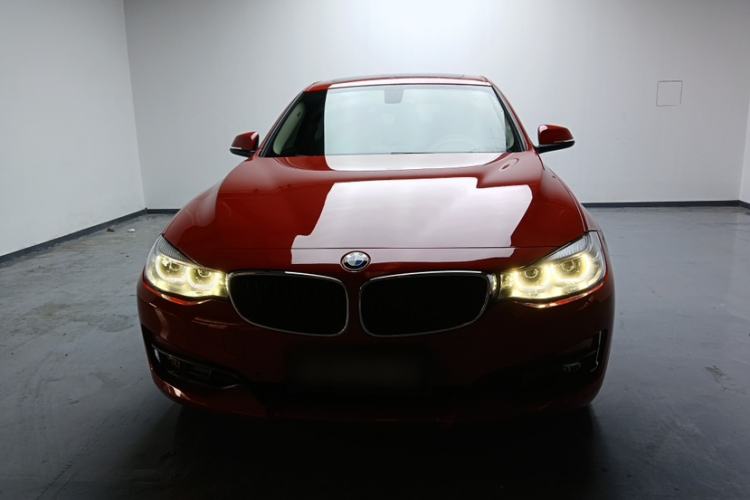 Used BMW 3 Series GT 2019 320i Sport Edition Exterior 1