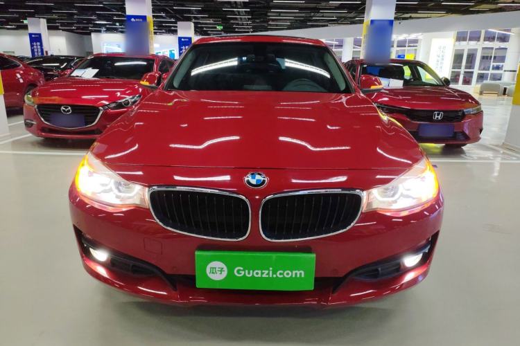 Used BMW 3 Series GT 2019 320i Sport Edition Exterior 1
