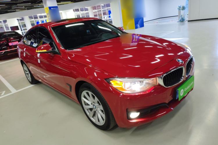 Used BMW 3 Series GT 2019 320i Sport Edition Exterior 2