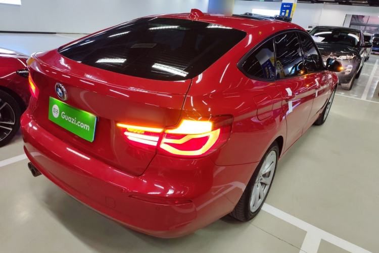 Used BMW 3 Series GT 2019 320i Sport Edition Exterior 5