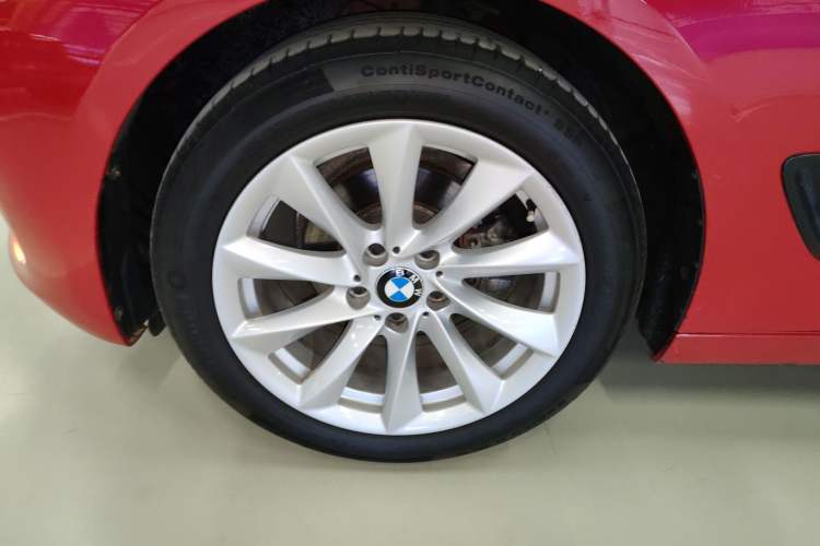 Used BMW 3 Series GT 2019 320i Sport Edition Exterior 7