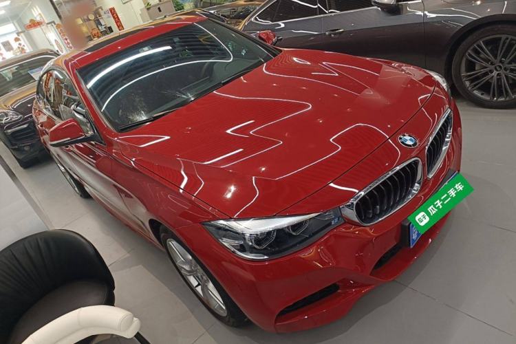 Used BMW 3 Series GT 2019 320i M Sport Front Right 45 Deg