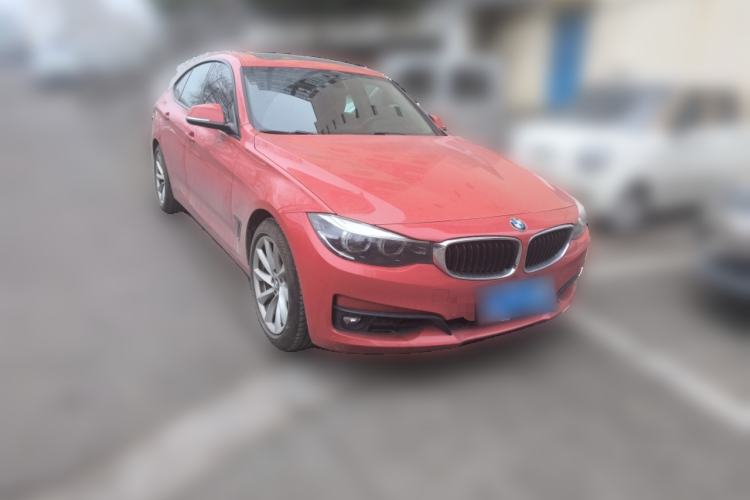 Used BMW 3 Series GT 2019 320i Sport Edition Front Right 45 Deg