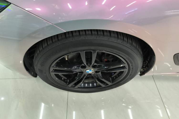 Used BMW 3 Series GT 2019 320i M Sport Package Left Front Wheel Hub