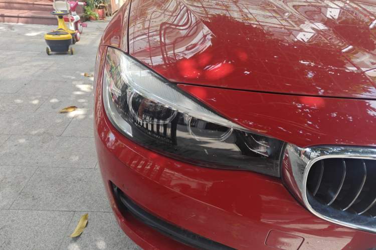 Used BMW 3 Series GT 2019 320i Sport Edition Right Front Headlight