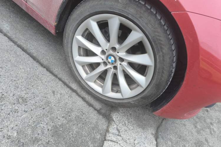 Used BMW 3 Series GT 2019 320i Sport Edition Right Front Wheel Hub