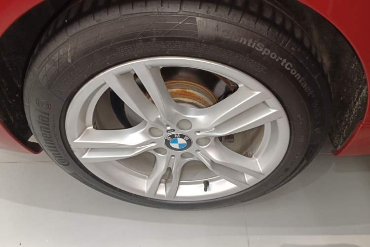 Used BMW 3 Series GT 2019 320i M Sport Right Rear Wheel Hub