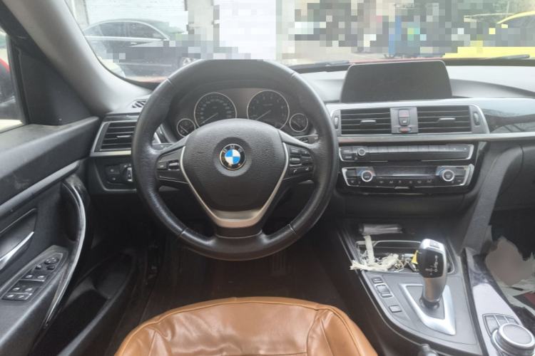 Used BMW 3 Series GT 2019 320i Sport Edition Steering Wheel