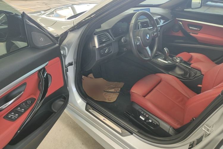 Used BMW 3 Series GT 2019 320i M Sport Night Edition Driver Seat