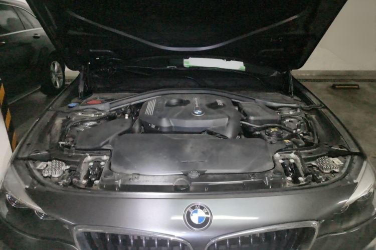 Used BMW 3 Series GT 2019 320i M Sport Package Engine Bay
