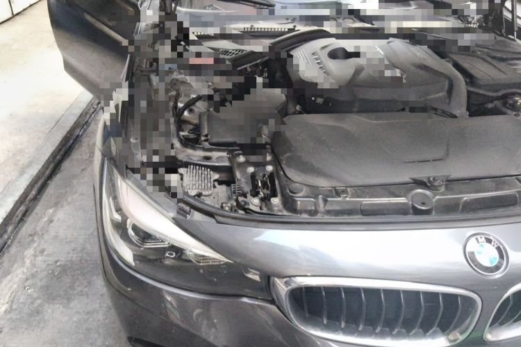 Used BMW 3 Series GT 2019 320i M Sport Package Engine Bay Right