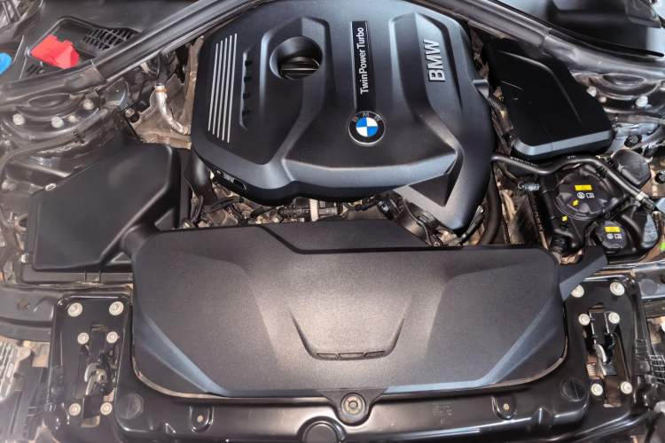Used BMW 3 Series GT 2019 320i M Sport Engine Bay