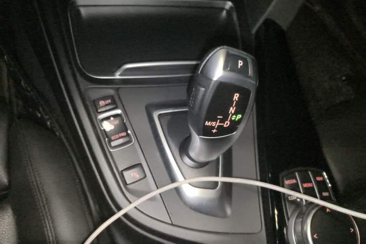 Used BMW 3 Series GT 2019 320i M Sport Package Gear Lever