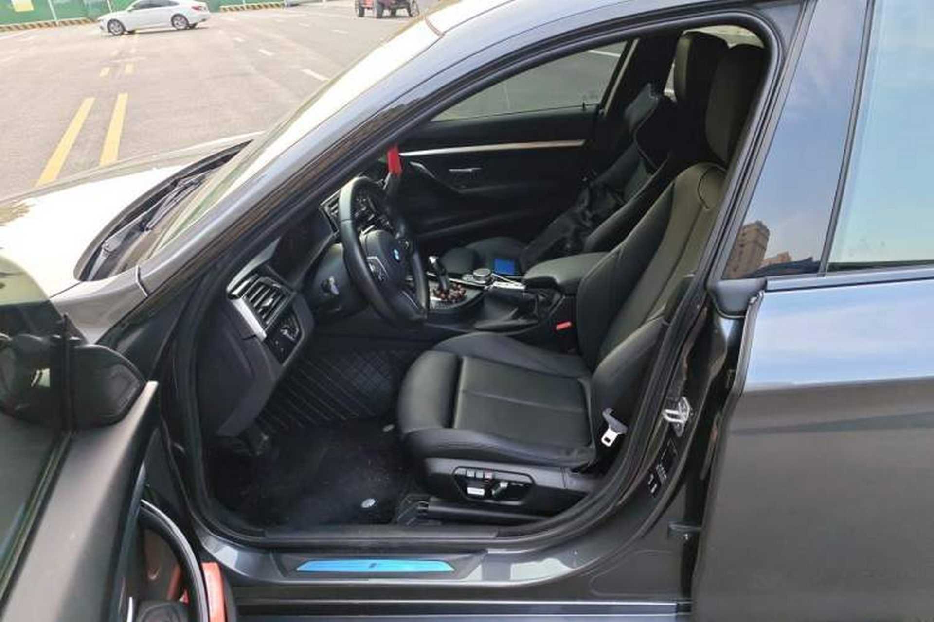Used BMW 3 Series GT 2019 320i M Sport Package Left Front Seat