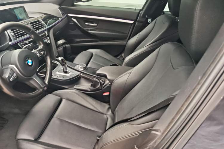 Used BMW 3 Series GT 2019 320i M Sport Package Left Front Seat